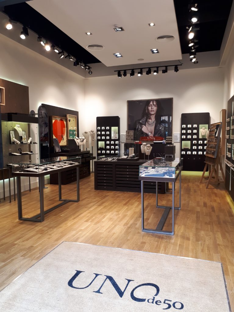 tienda-Unode50-laroca